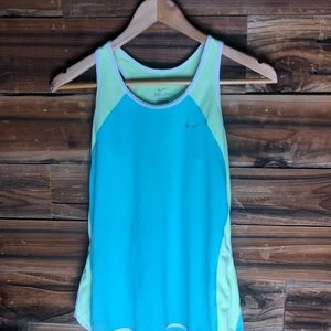 Nike workout top
